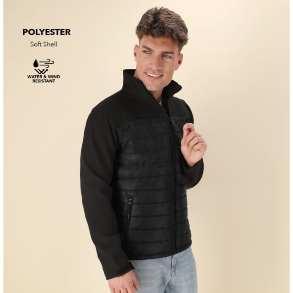 Chaqueta soft shell impermeable y transpirable negra Cornal