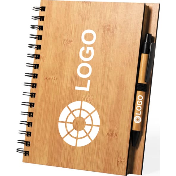 Libreta ecológica publicitaria de bambú y boli a juego 17x21,5 cm