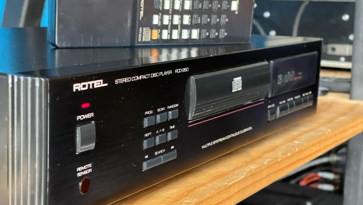 Rotel RCD-950 Stereo CD Player 