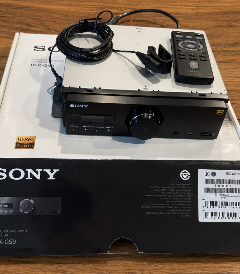 Sony RSX-GS9 Multimedia
