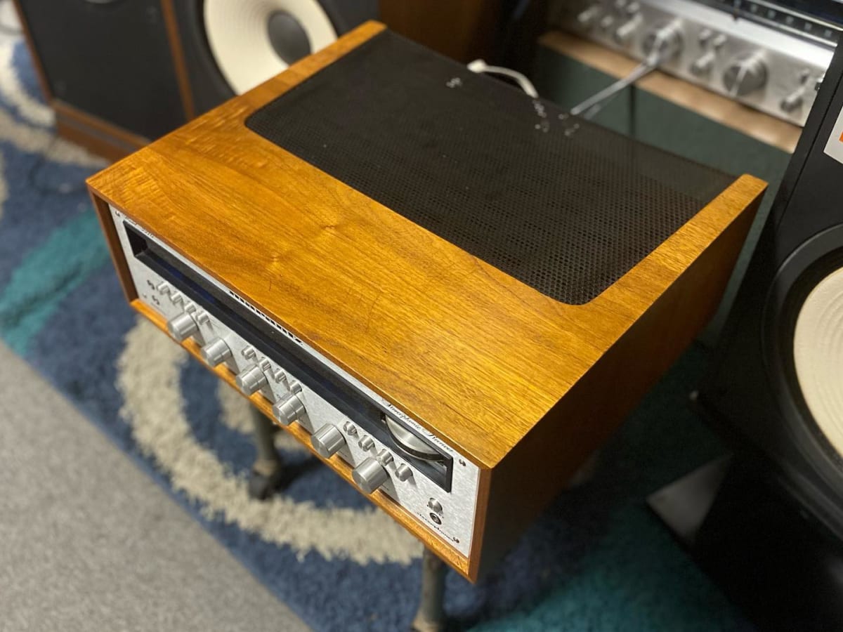 Marantz Model 2270 AM/FM Stereo Receiver