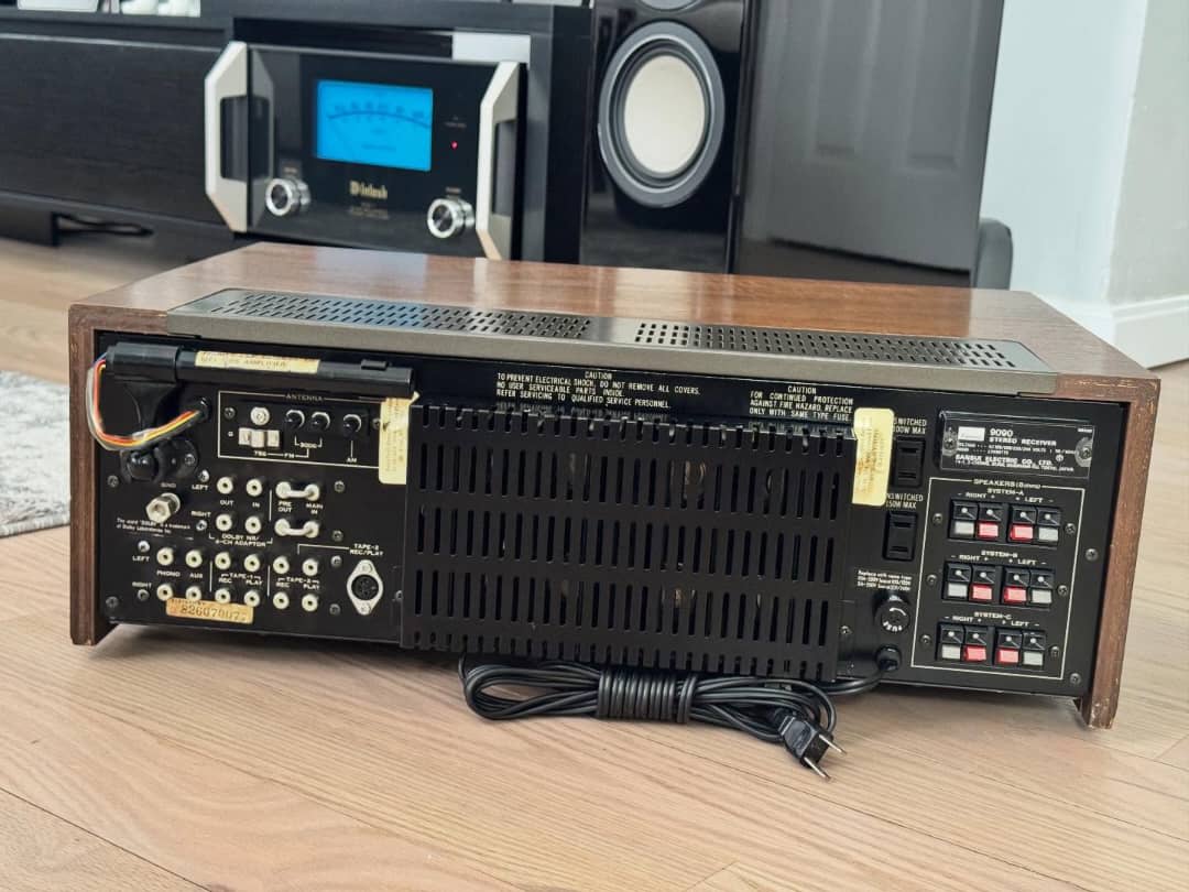Sansui 9090 AM/FM Stereo Receiver
