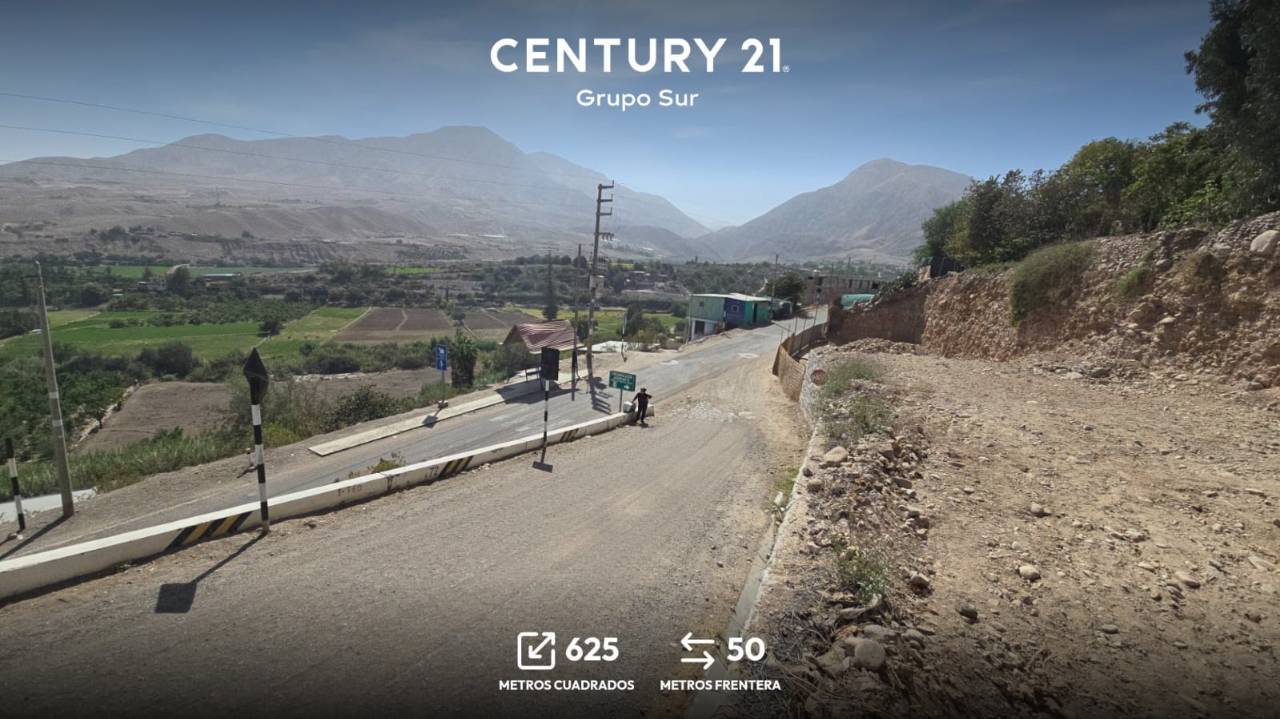 Vista 3 de Terreno en Venta - Estuquiña 