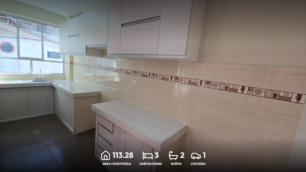 Vista 3 de Departamento en Venta URB. El Gallito 2do piso
