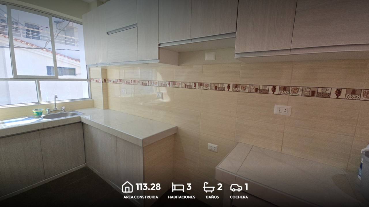 Vista 4 de Departamento en Venta URB. El Gallito 2do piso