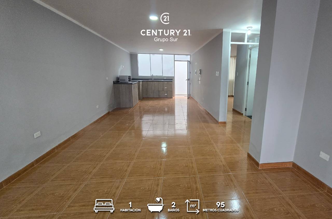 Vista 1 de Departamento en Alquiler 1er Piso Country Club