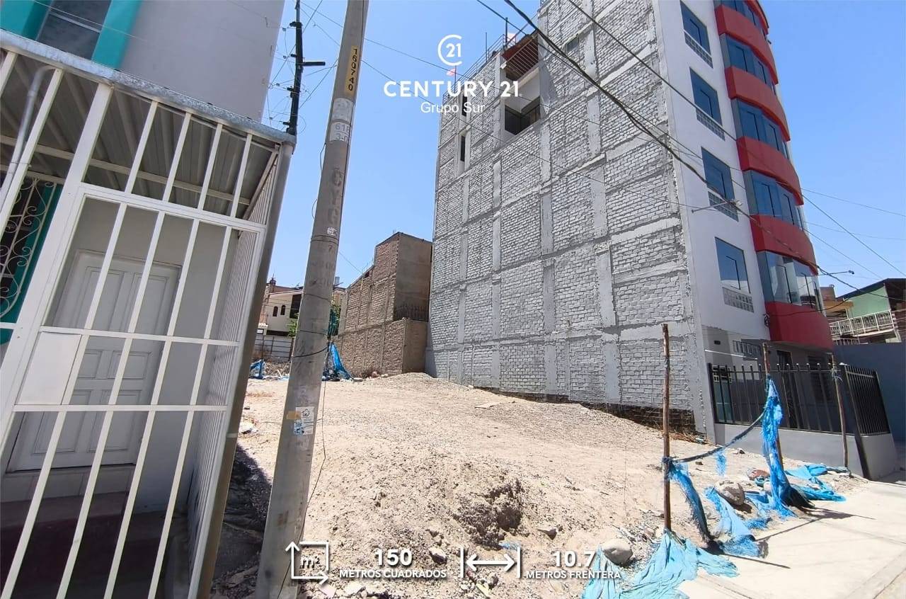Vista 2 de TERRENO EN VENTA FRENTE AL HOSPITAL REGIONAL MOQUEGUA
