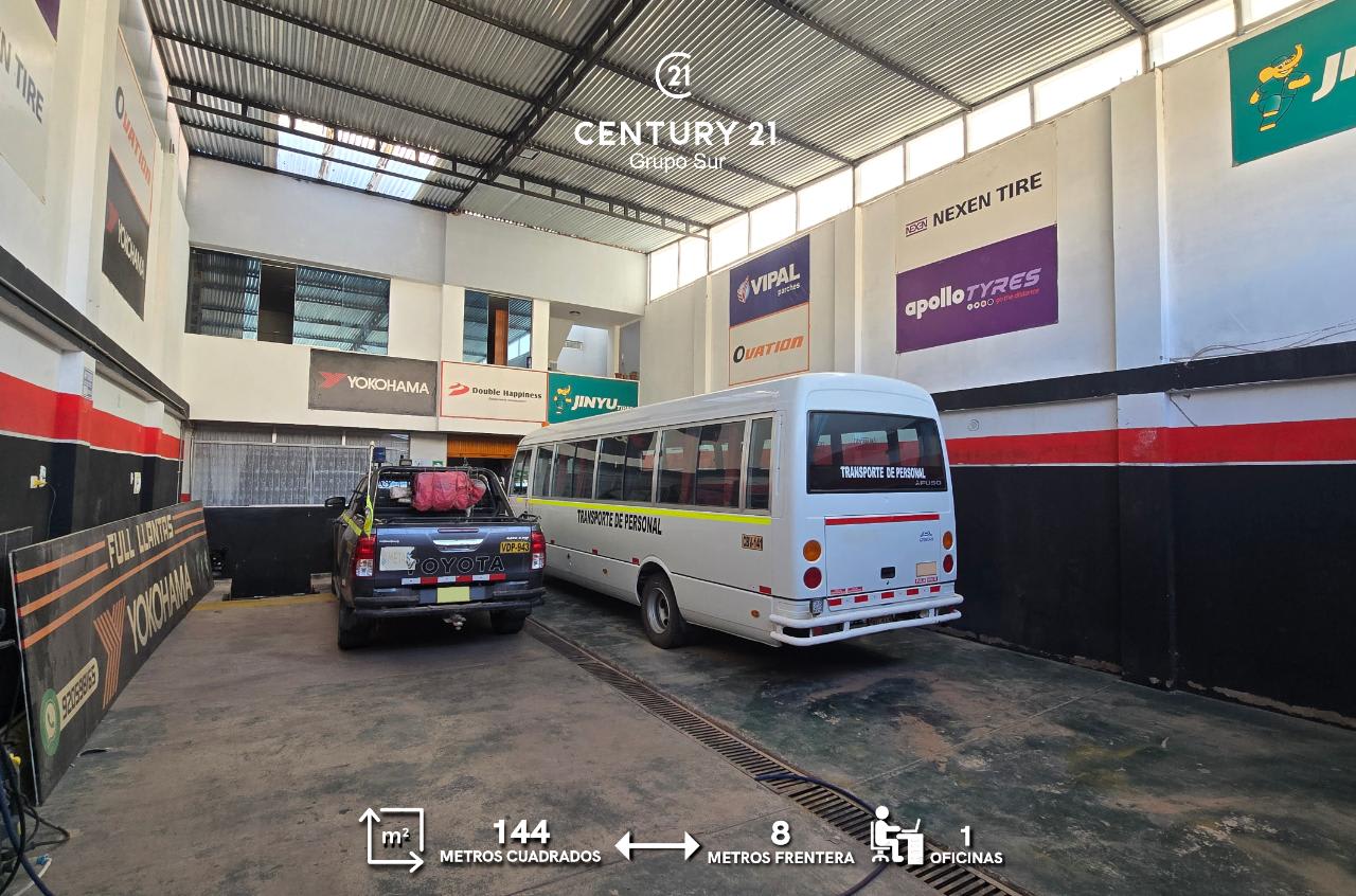 Vista 3 de Alquiler Local Comercial - Av. Mariano Lino Urquieta San Antonio