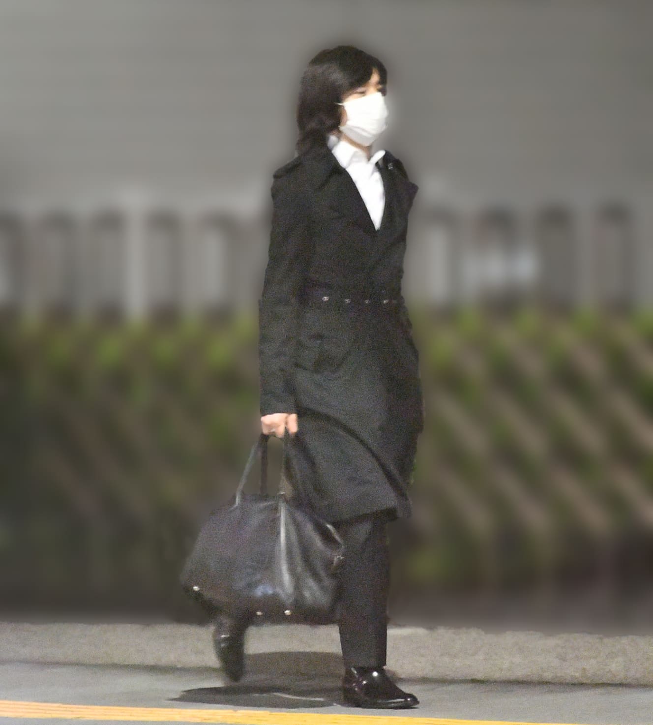 本誌未掲載カット エレファントカシマシ・宮本浩次 妙齢美女との下町ミステリアス同棲