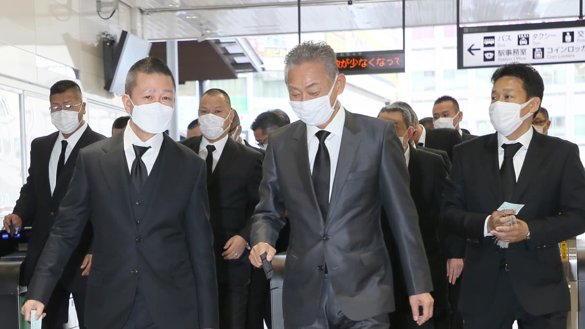 六代目山口組・竹内照明若頭補佐が現れて「朝のJR熱海駅が騒然」