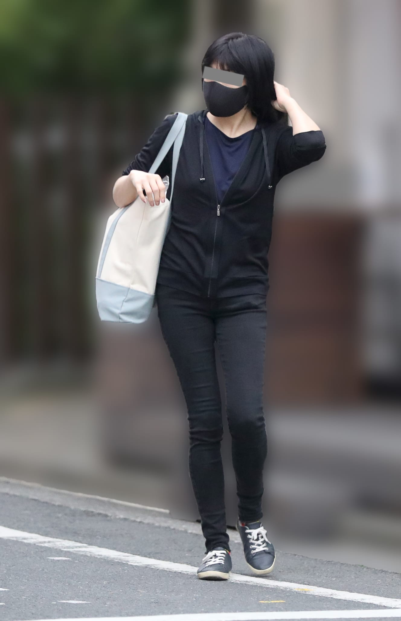 本誌未掲載カット エレファントカシマシ・宮本浩次 妙齢美女との下町ミステリアス同棲