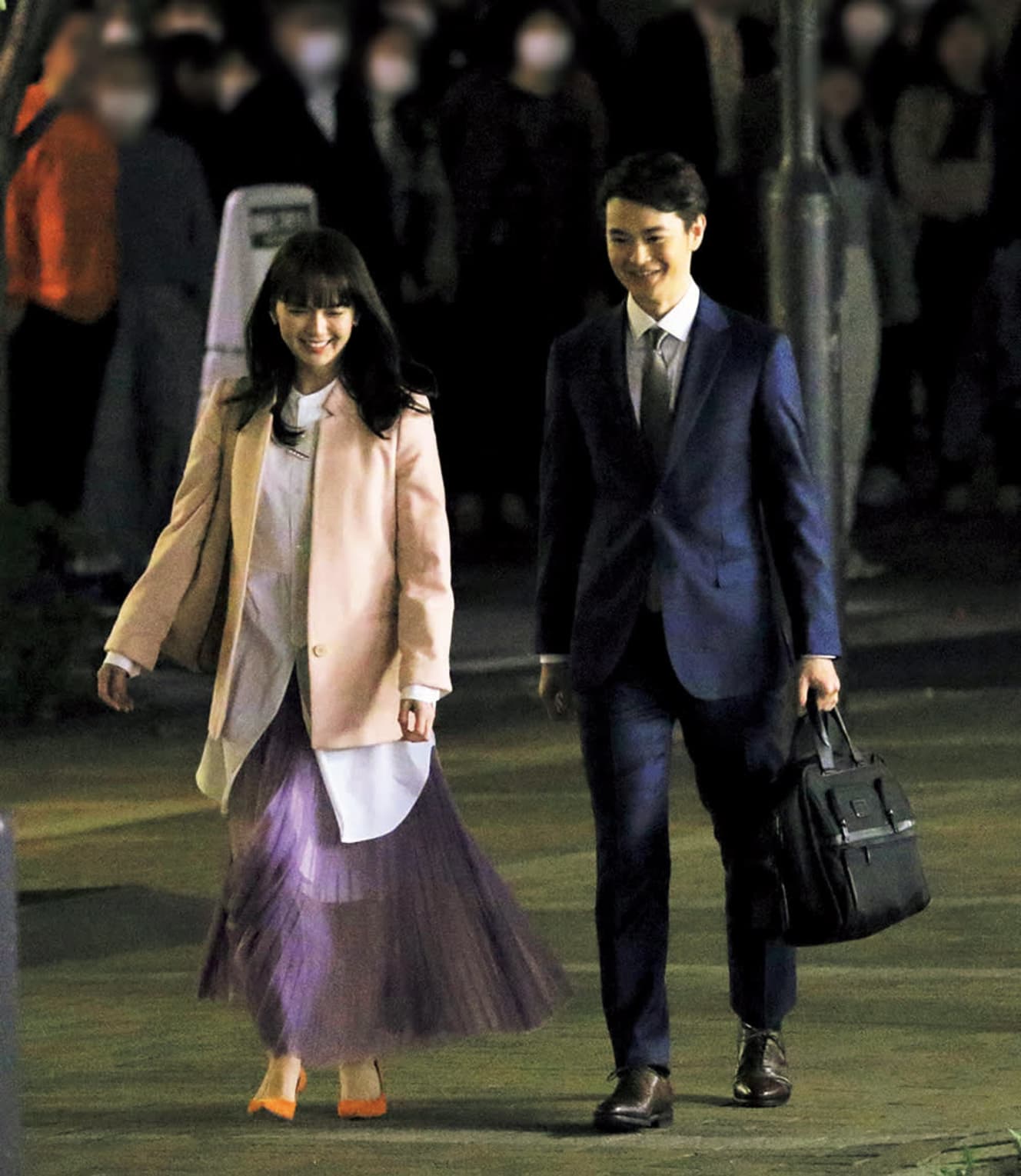 『ナギサさん』の撮影でも息の合ったところを見せていた多部未華子(左)と瀬戸康史(右)。今年3月撮影