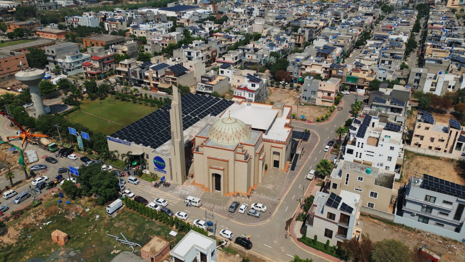 Jamia Masjid Khalid Bin Waleed view 2