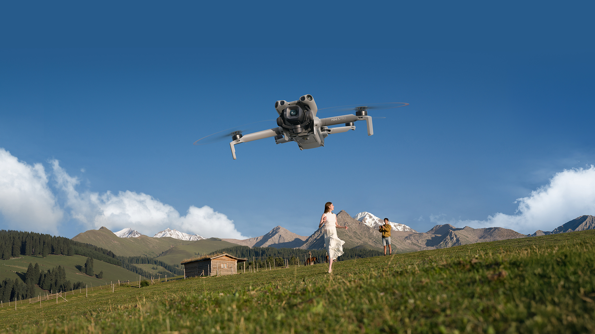 DJI Mini 5 Pro hafif katlanabilir drone