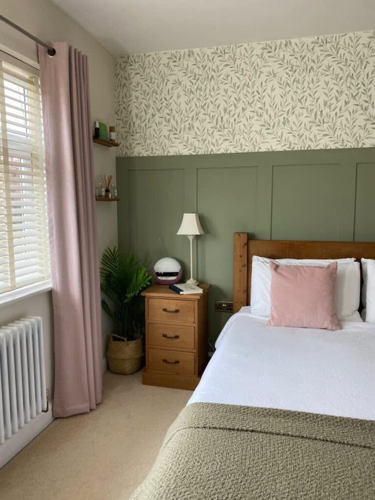 Sage & pink bedroom