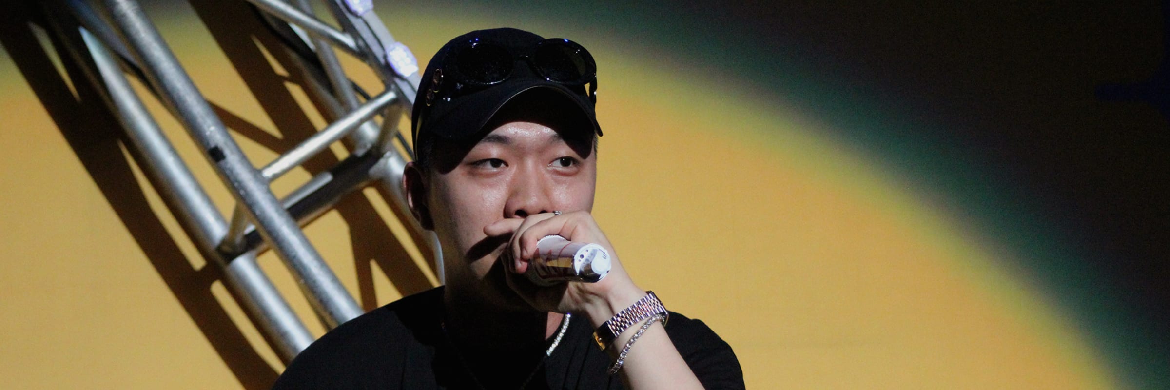 BewhY