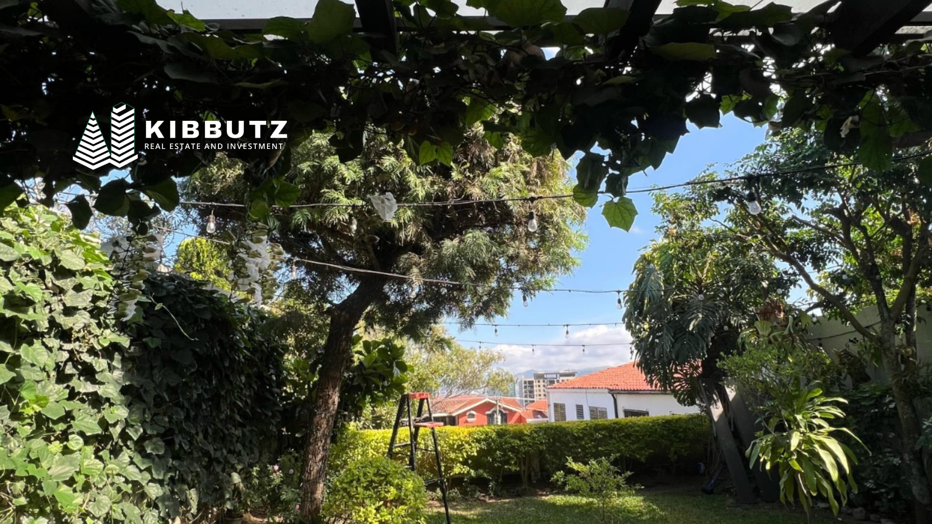 Casa de 2 plantas en venta en Cumbres de la Escalón
