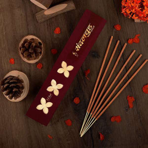 PARNAMI SANDALWOOD Incense Sticks