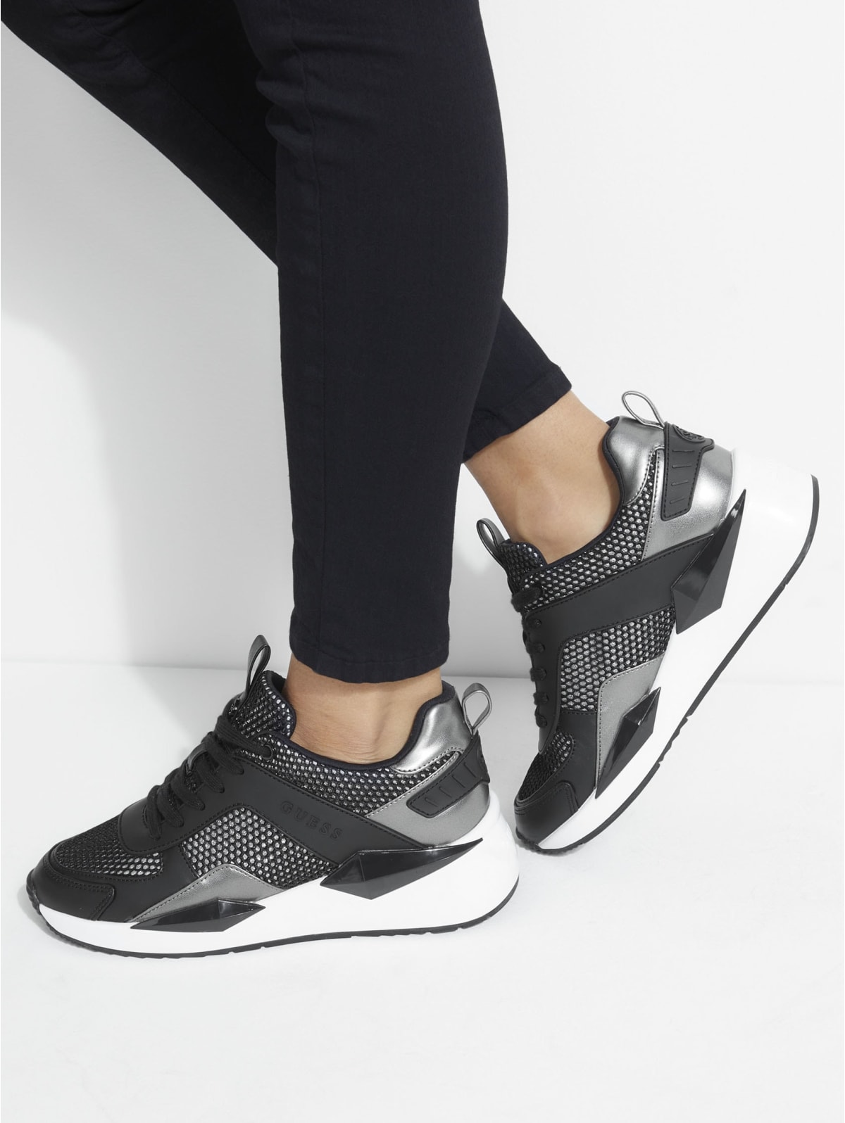 guess women's typical lace up sneakers