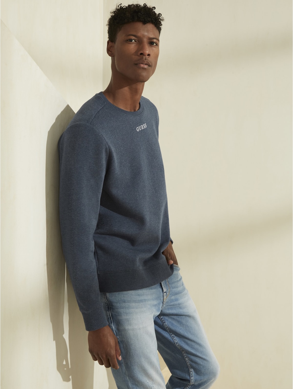 guess roy flc crew neck sweatshirt