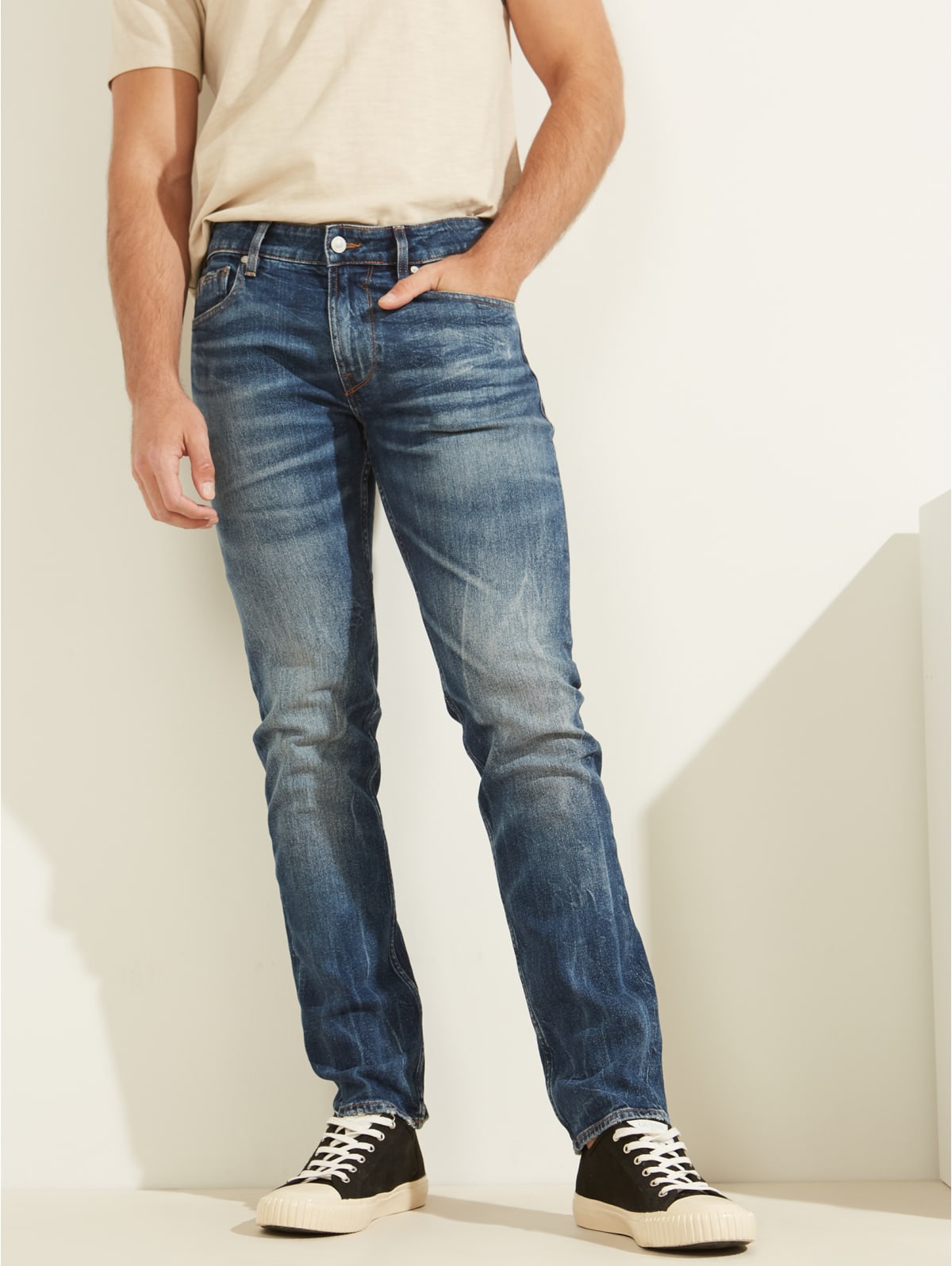 guess tapered jeans