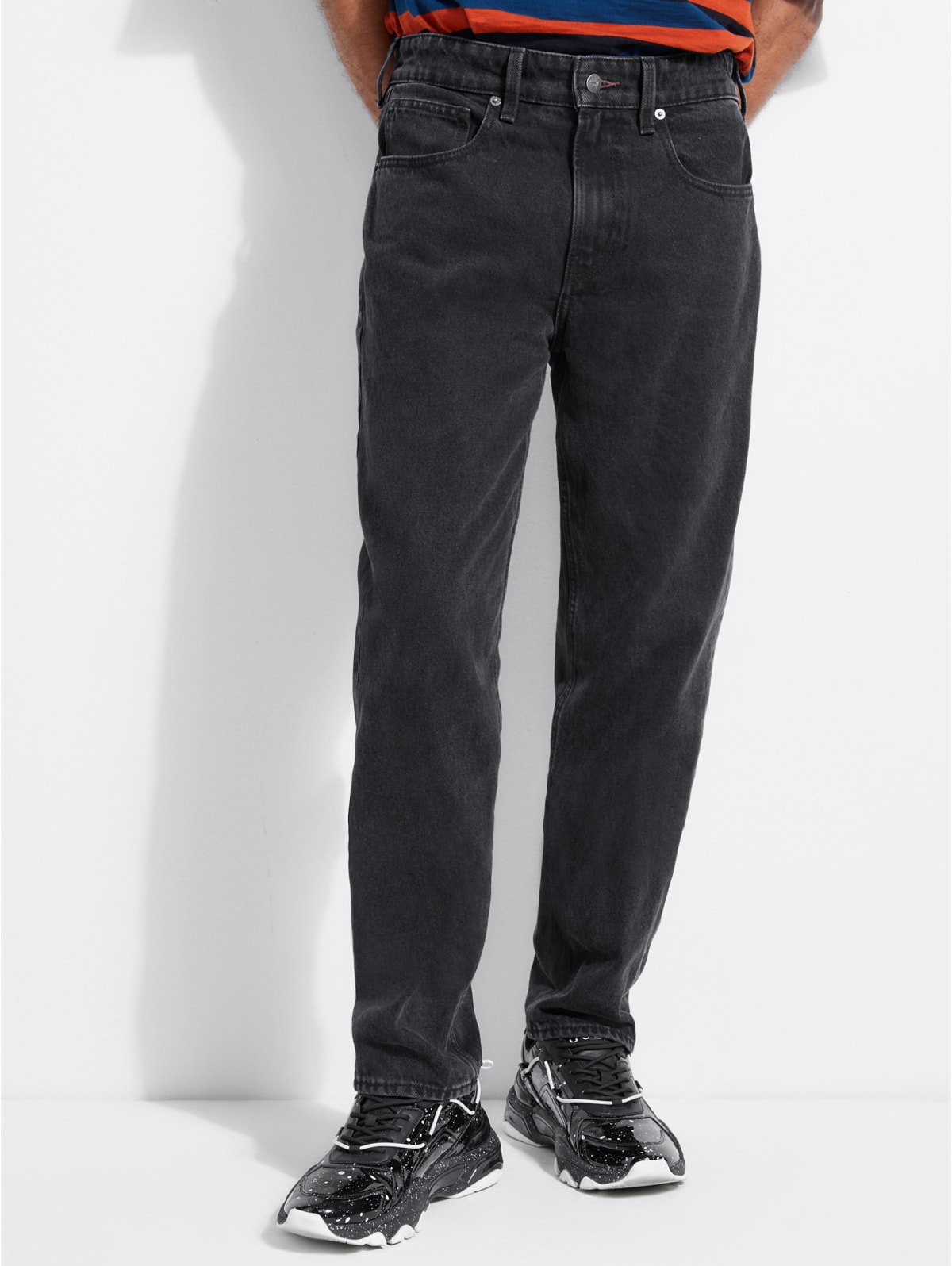 slim relaxed jeans