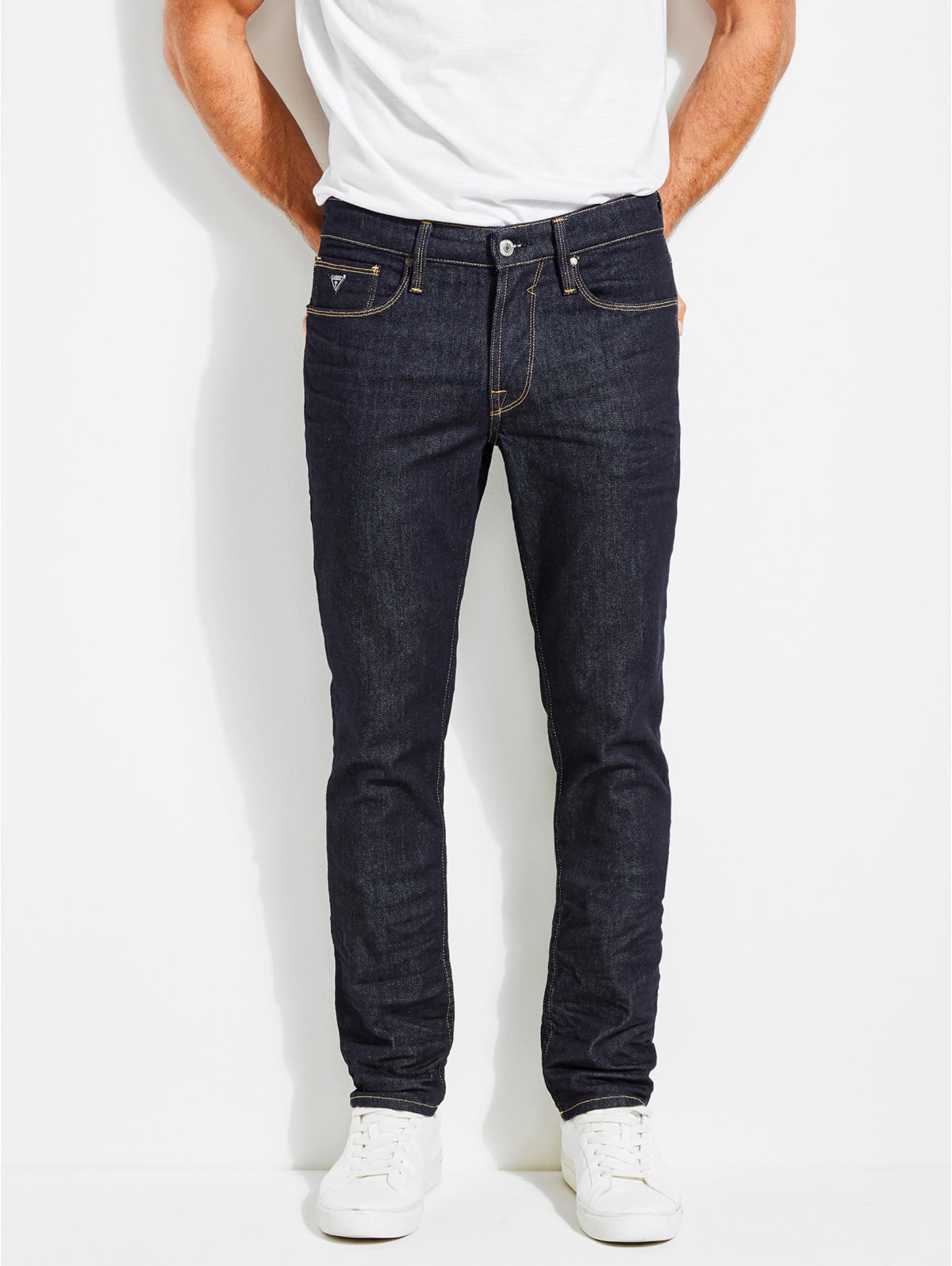 guess tapered jeans