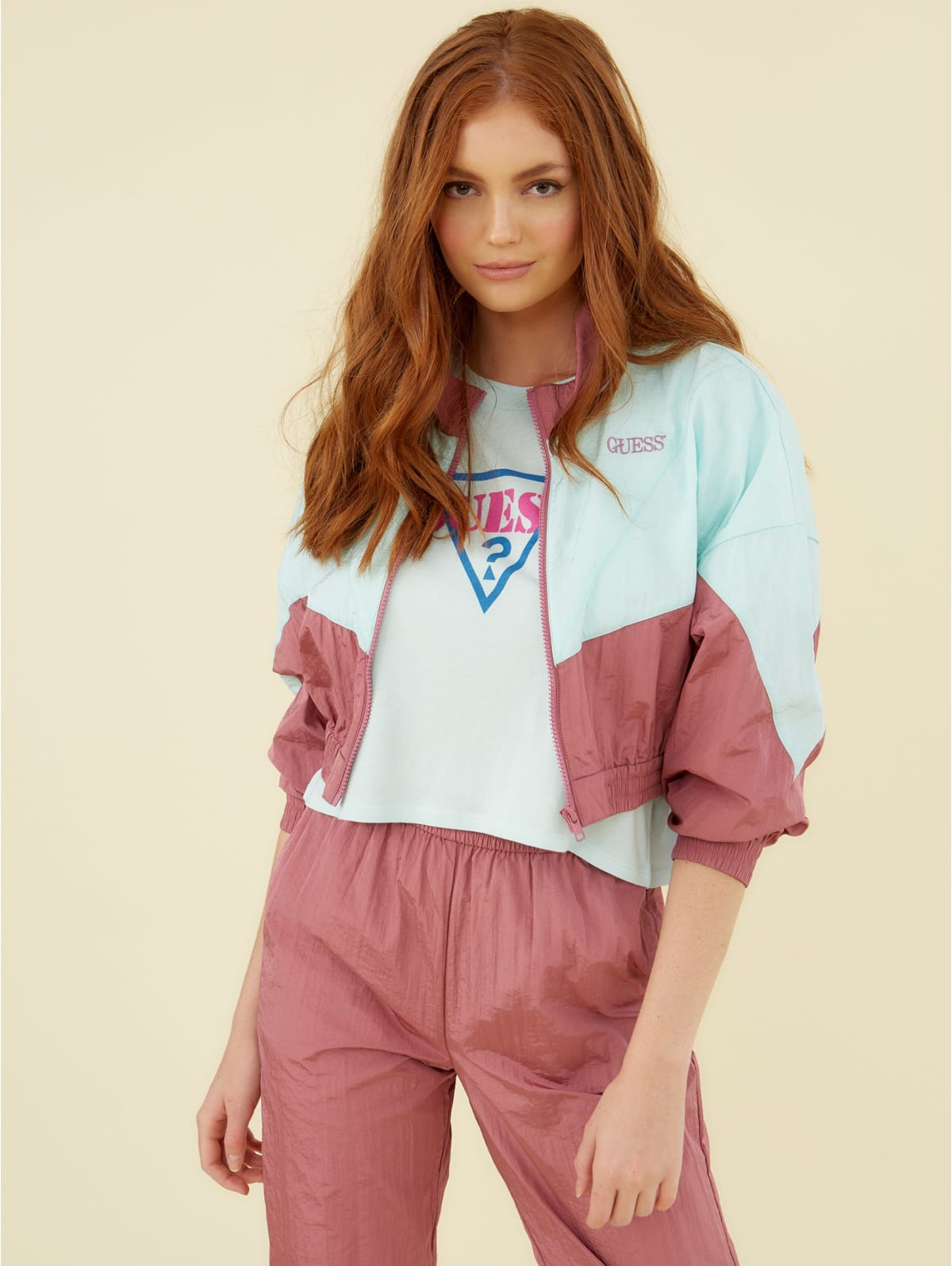 guess hooded logo windbreaker