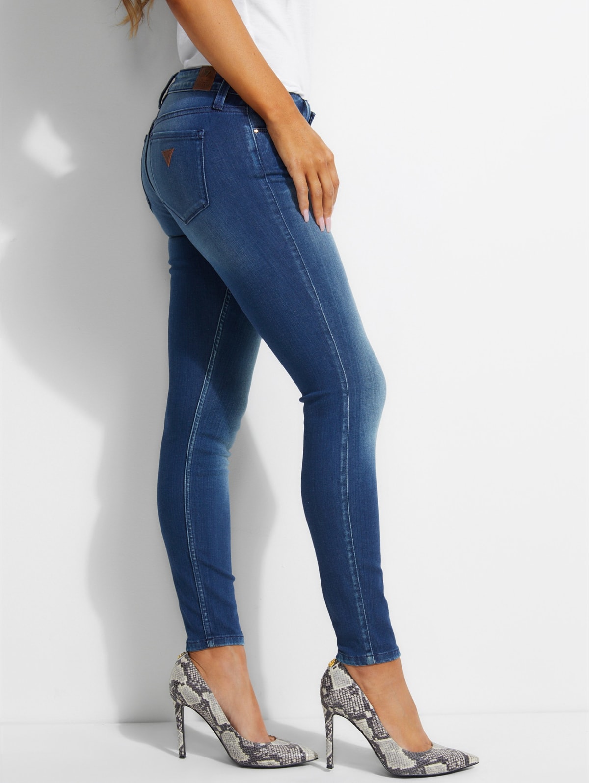 power stretch skinny guess