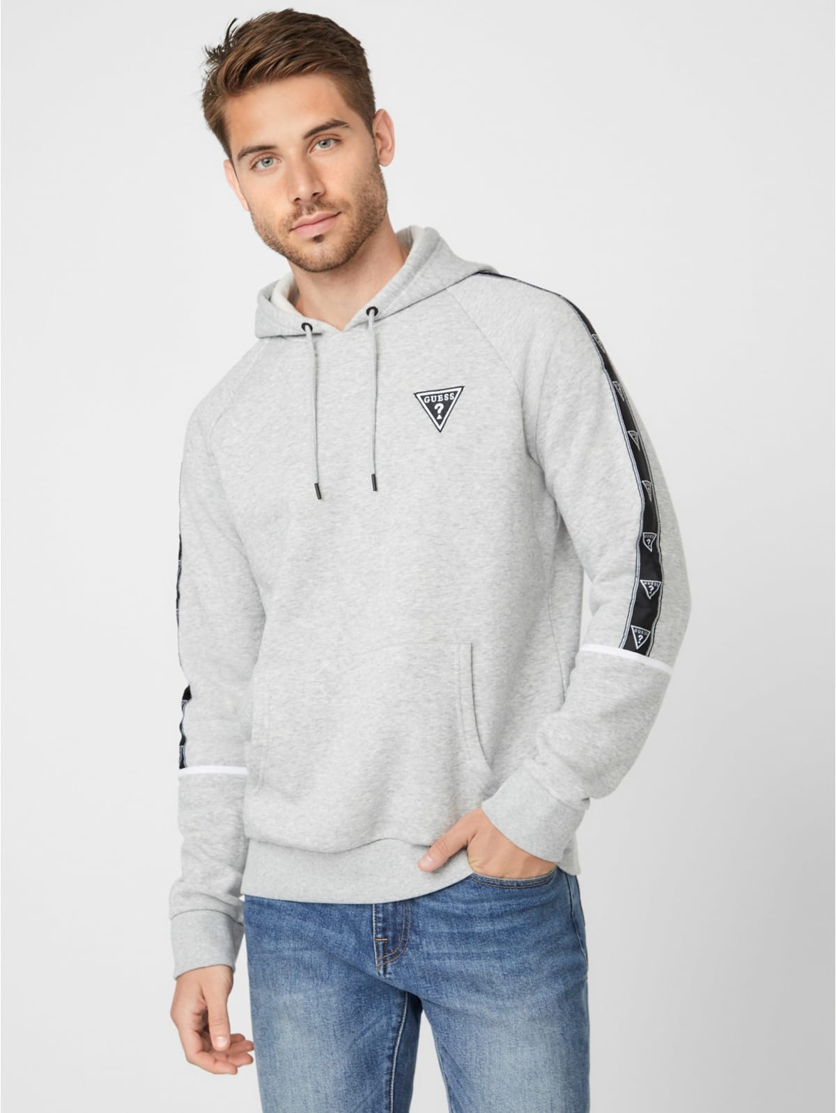 guess logo jumper