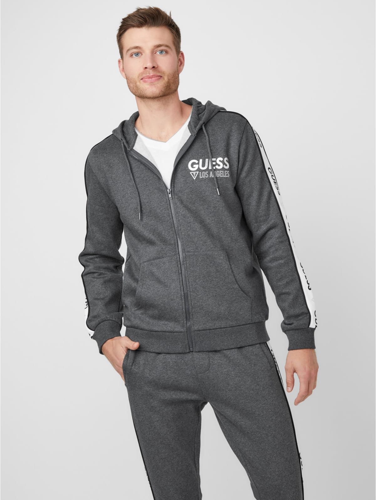 guess zip up hoodie