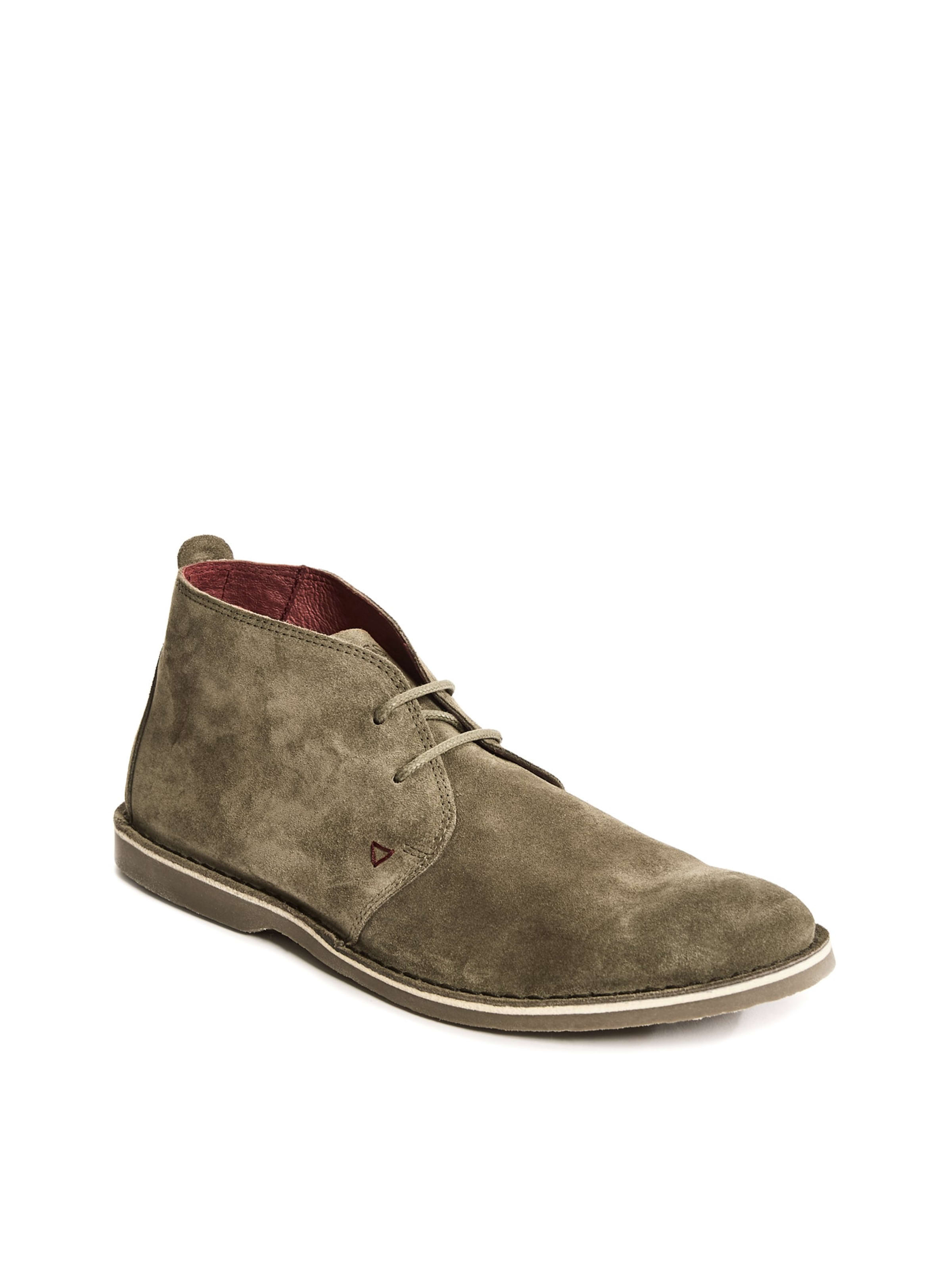 guess chukka boots