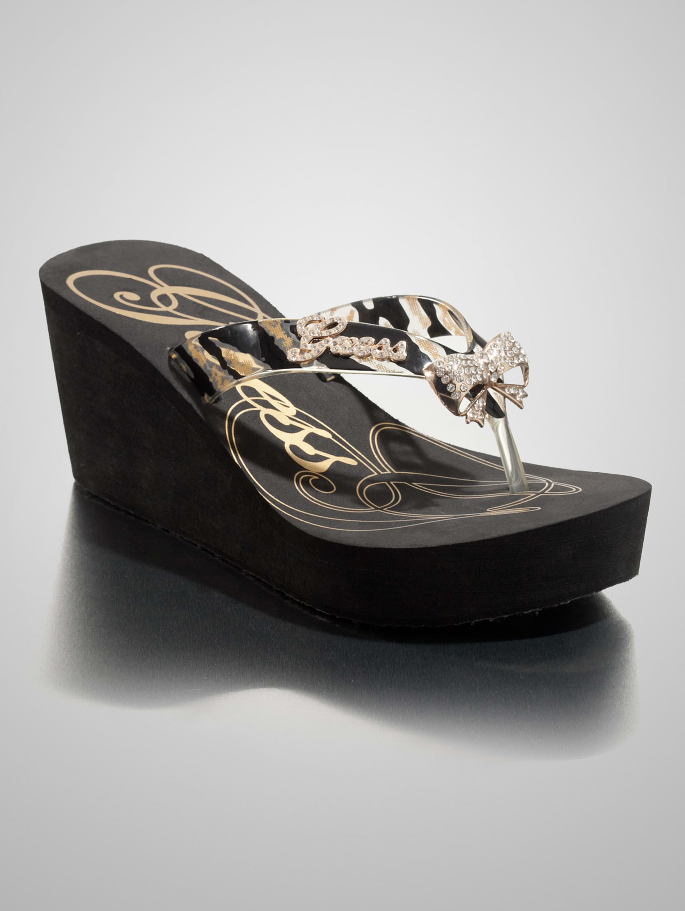 Saturia Flip Flop Sandals Guess Com