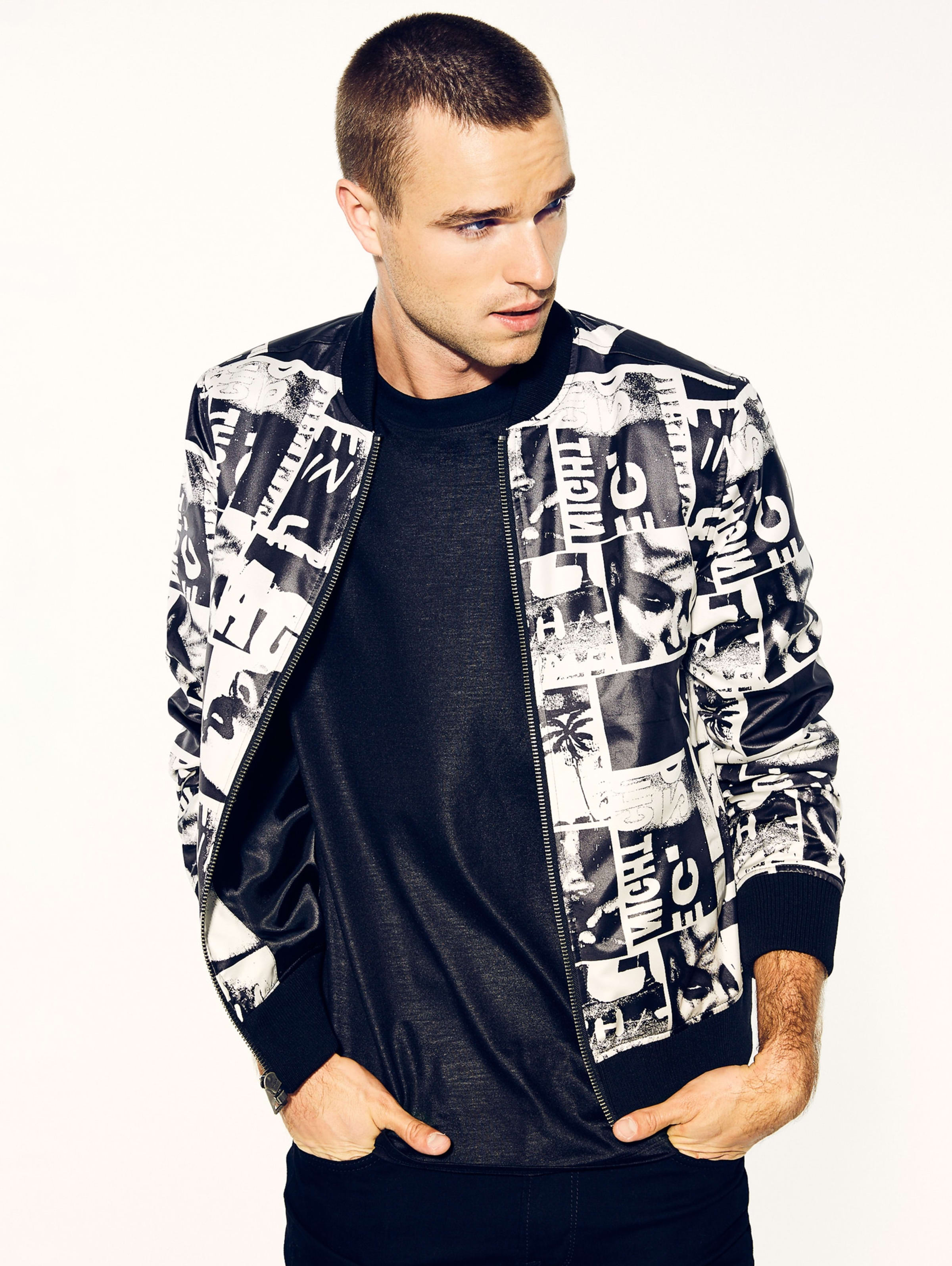 guess white bomber jacket