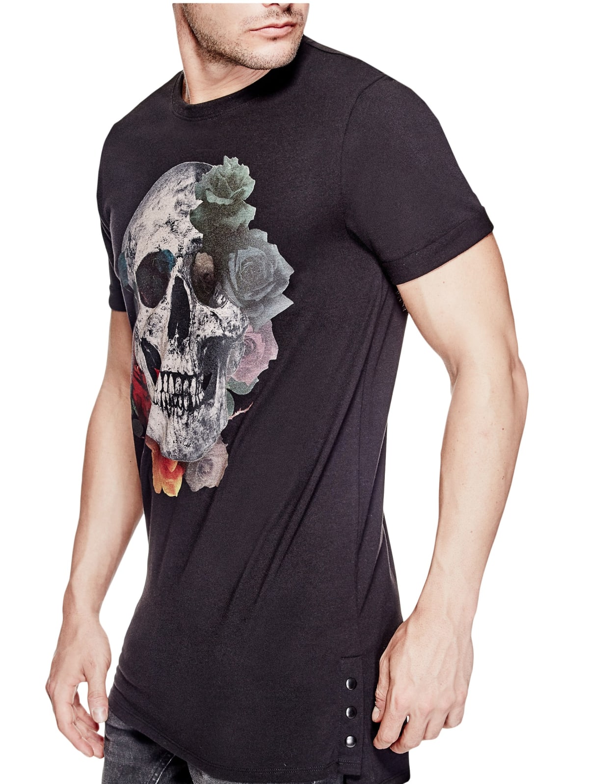 guess skull shirt