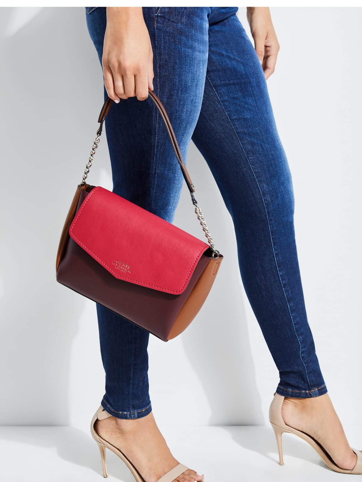 ella guess bag
