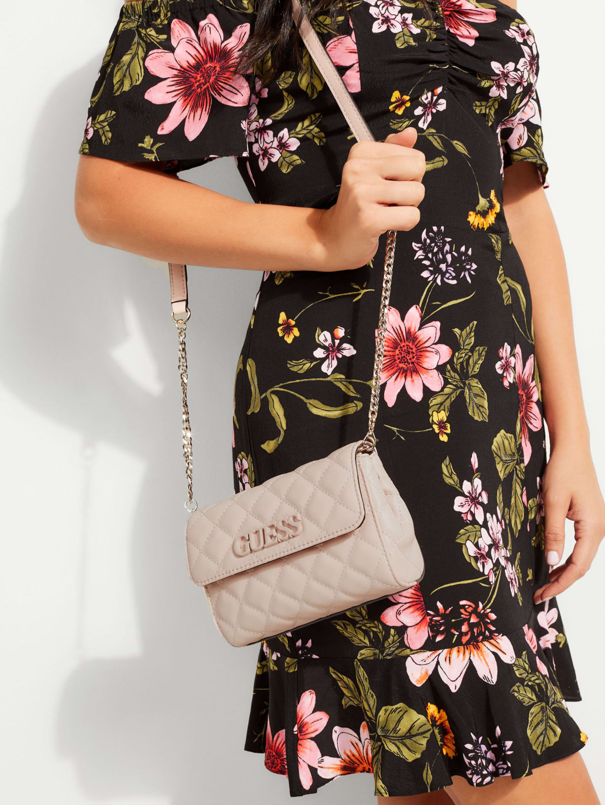 guess elliana quilted convertible crossbody