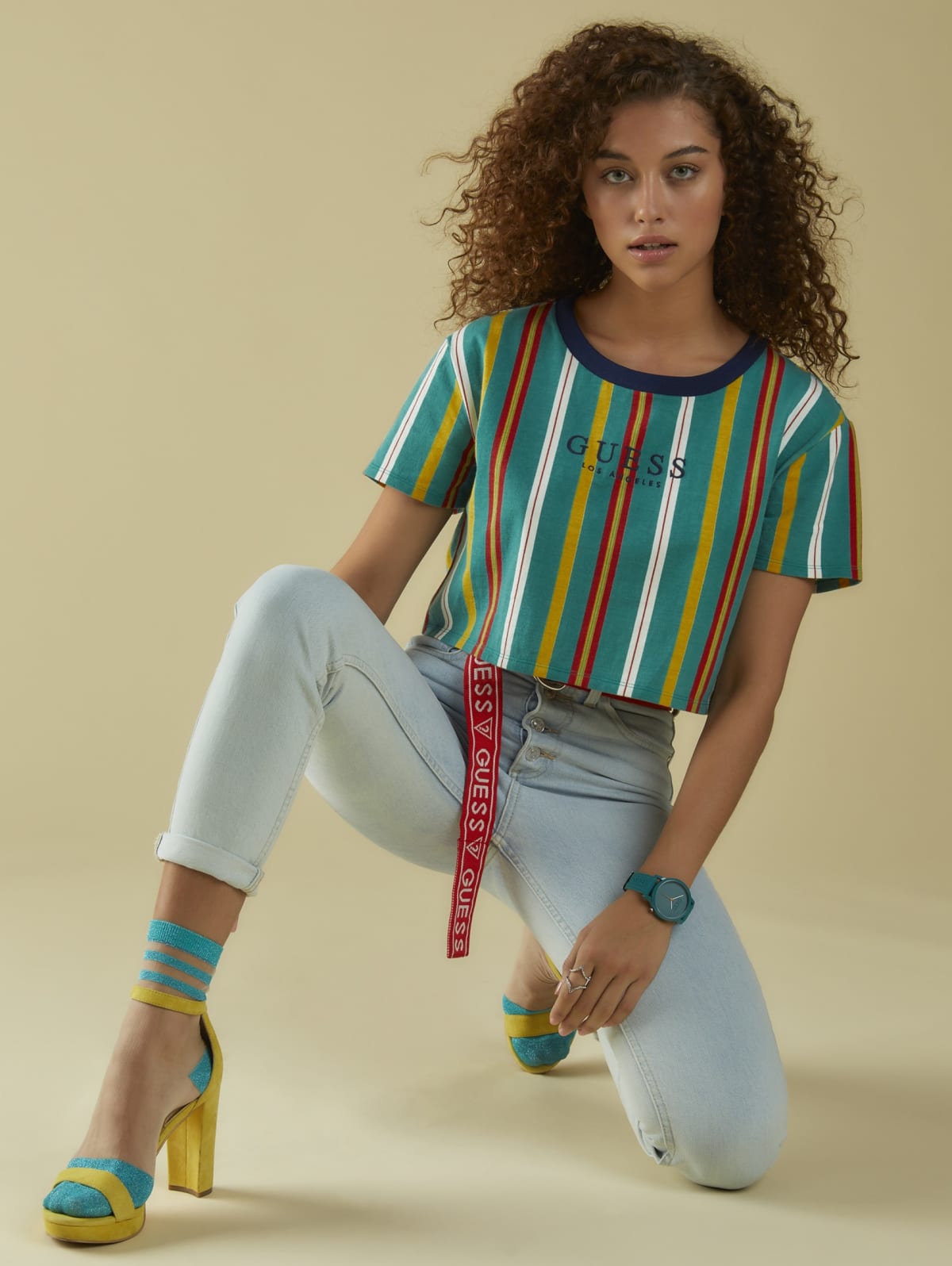 guess cropped t shirt