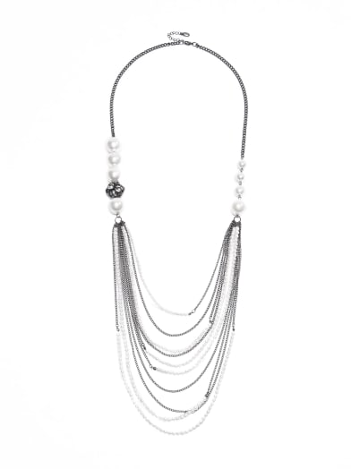 Chunky Pearl Draped Necklace | GUESS.com