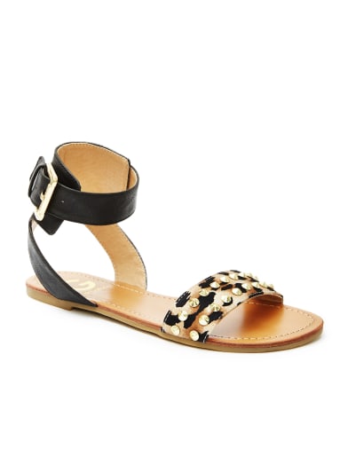 Keeper Sandal | GbyGuess.com