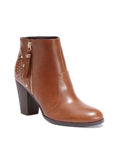 Karren Bootie | GuessFactory.com