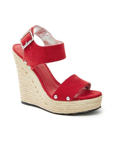 Lizzy Espadrille Wedge Sandal | GbyGuess.com