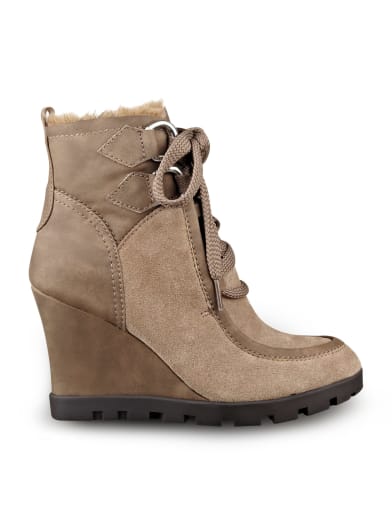 Lanni Wedge Booties | GUESS.com