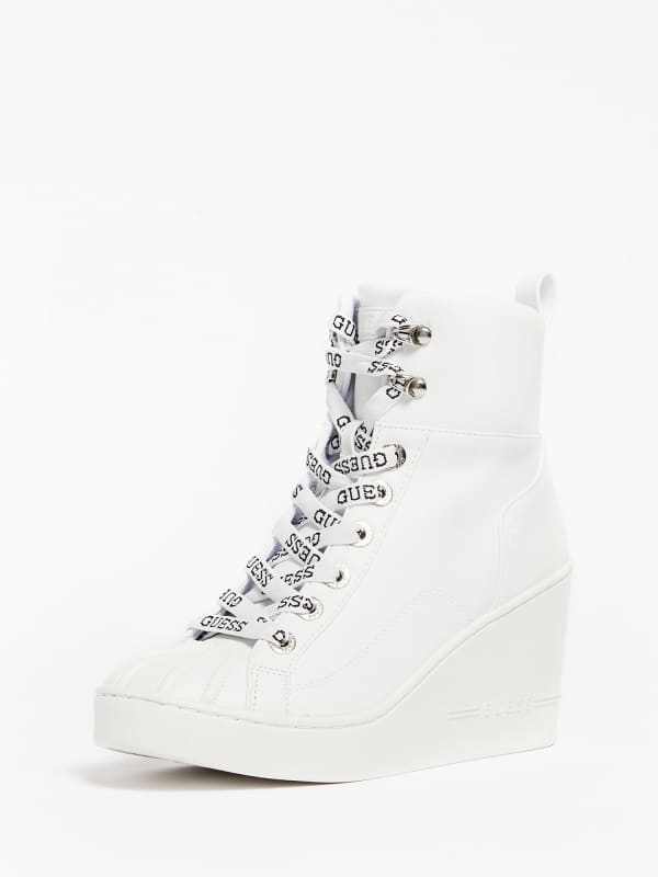 

Сникеры На Танкетке Adalen