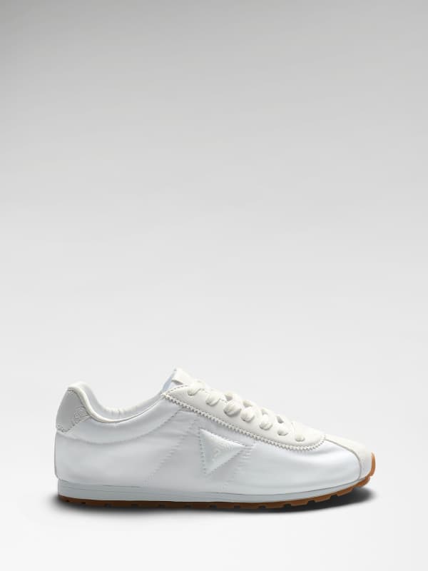  Guess Tiah Laufschuhe 