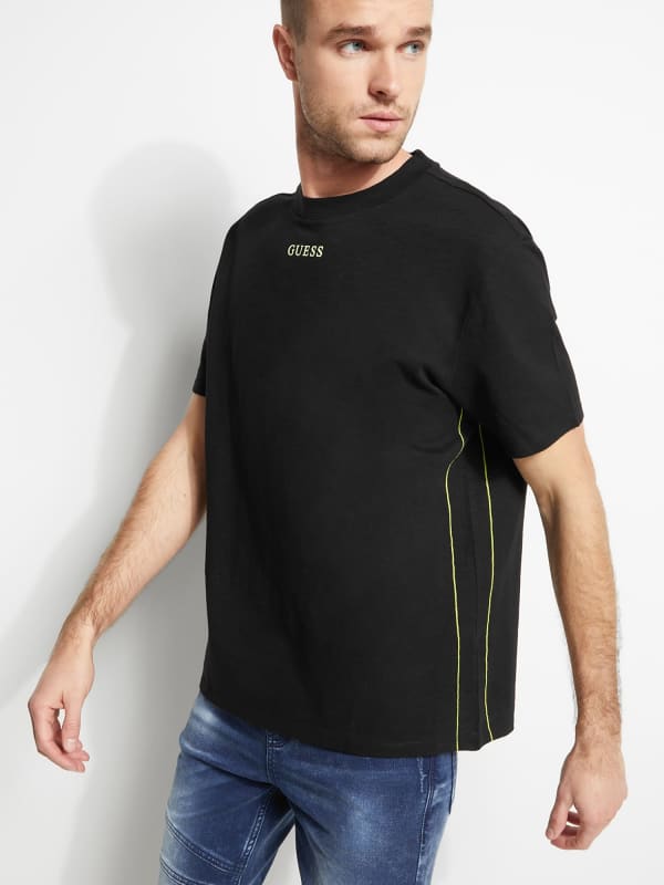 Image of Guess Logo Detail T-Shirt