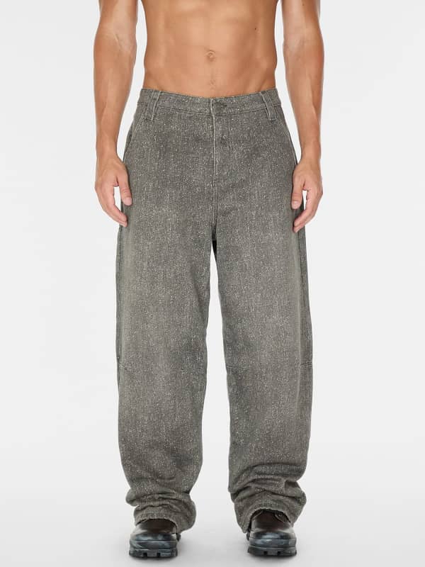  Guess Mid Waist Relaxed Jeans 