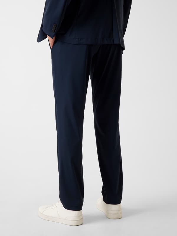  Guess Schmal Geschnittene Chinohosen 