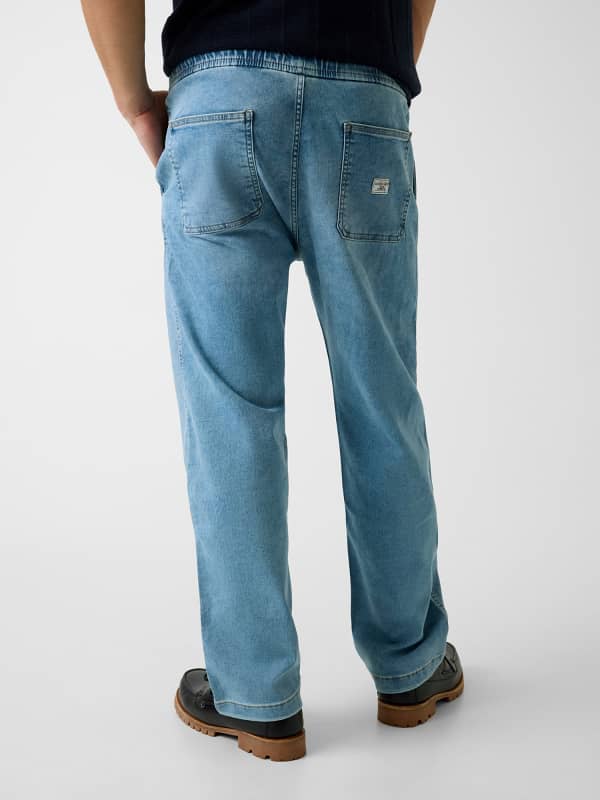  Guess Mid Rise Jogger Jeans 