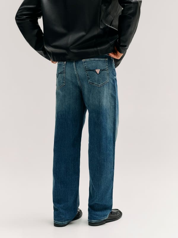  Guess Jett Relaxed Jeans 